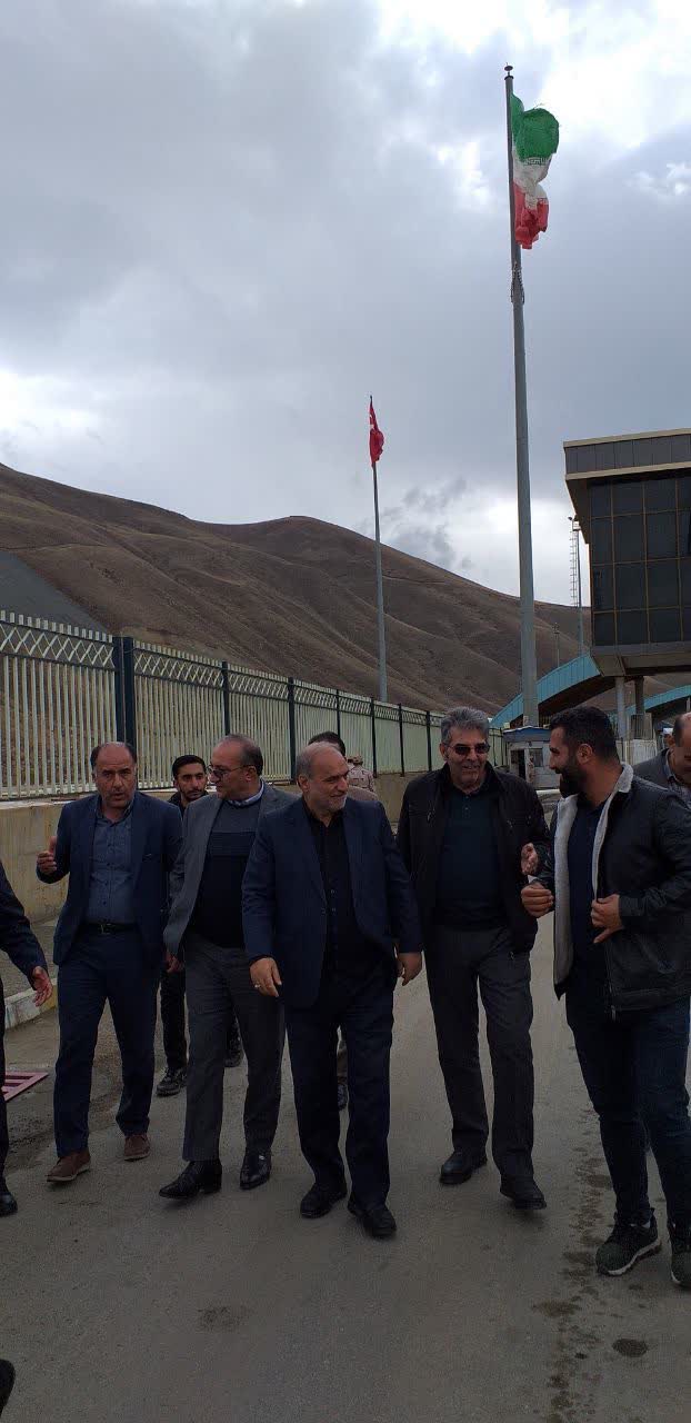 فرماندار شهرستان از گمرک سرو بازدید کرد
