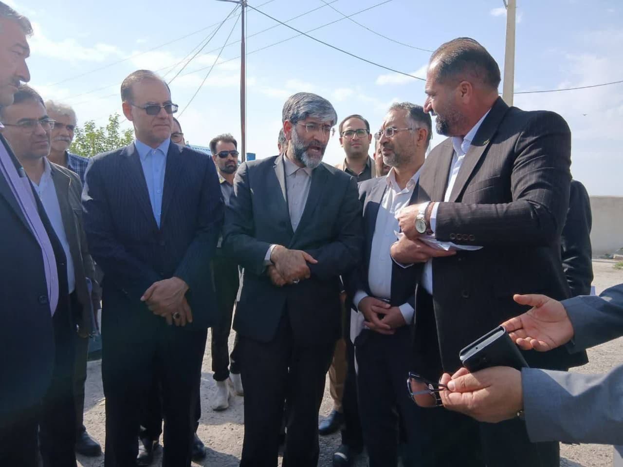 بررسی مسائل ترافیکی و زیرساختی میدان میوه و ترهبار ارومیه با حضور مسئولین