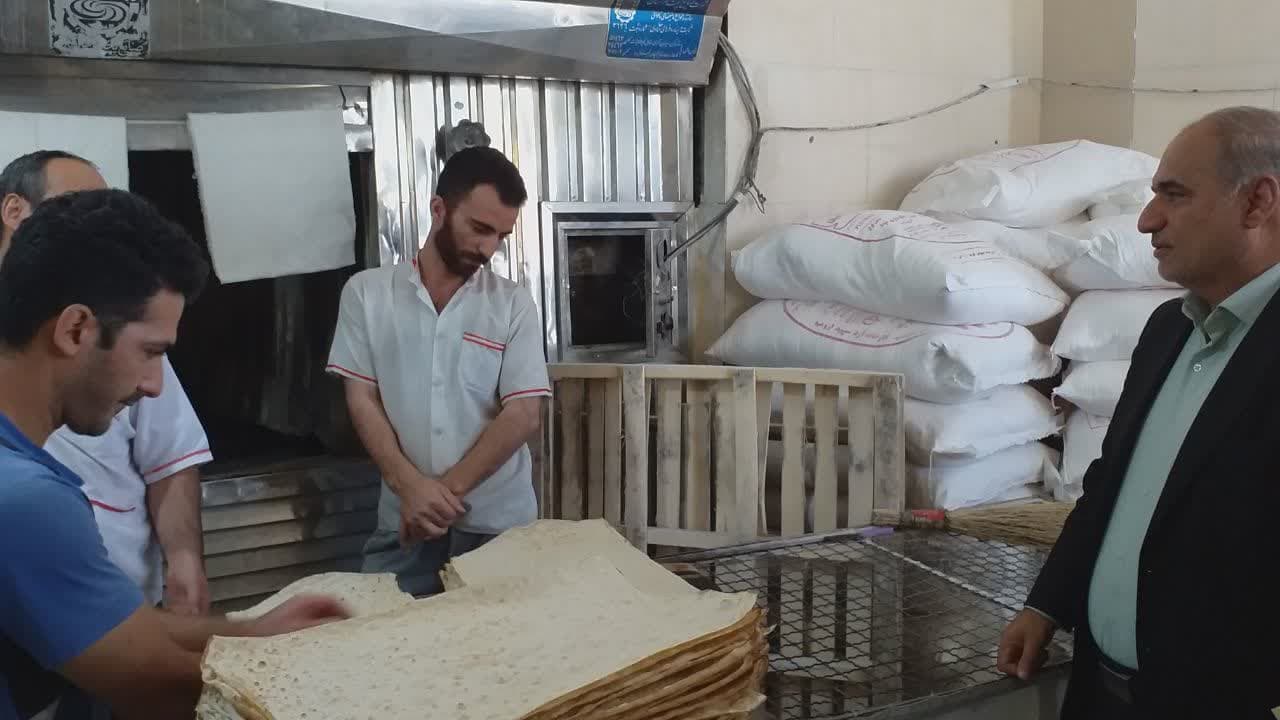 تقدیر عماری فرماندار شهرستان ارومیه از یک نانوایی در شهر ارومیه