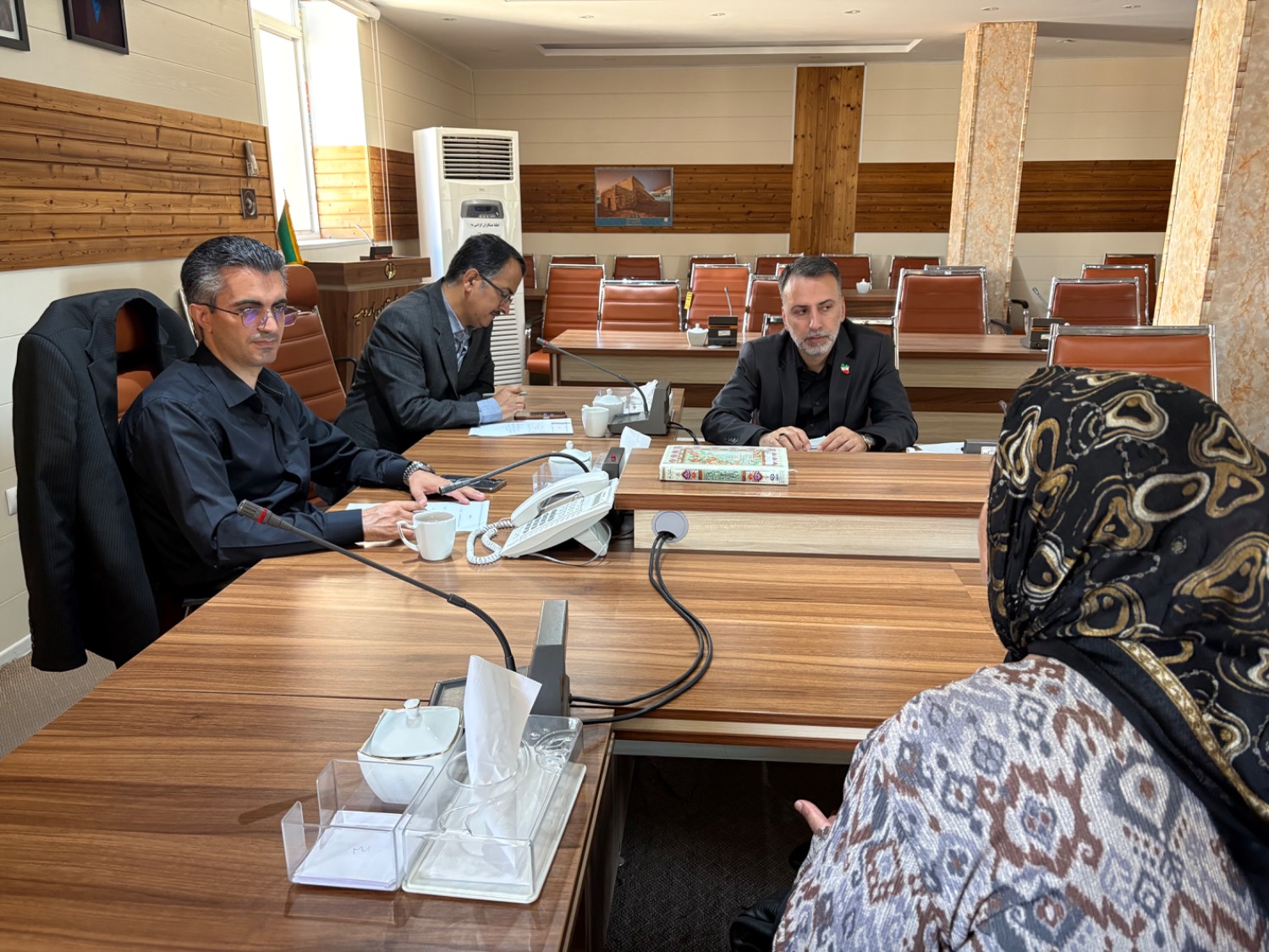 دیدار مردمی فرماندار ارومیه با شهروندان