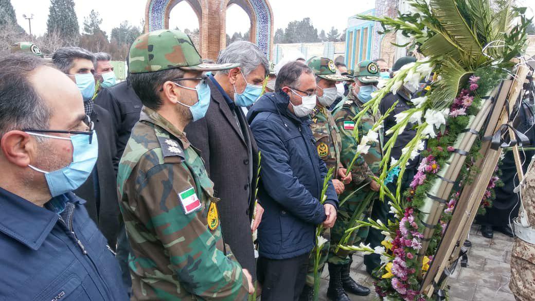 برگزاری آیین عطرافشانی و گلباران مزار شهدای باغ رضوان + تصاویر