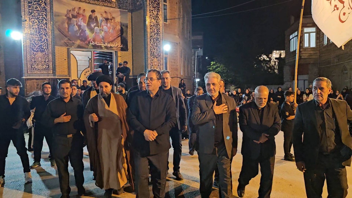 برگزاری آیین عزاداری شبهای محرم و شهادت حضرت اباعبدالله الحسین (ع) در روستای آزادگان ارومیه با حضور استاندار آذربایجانغربی