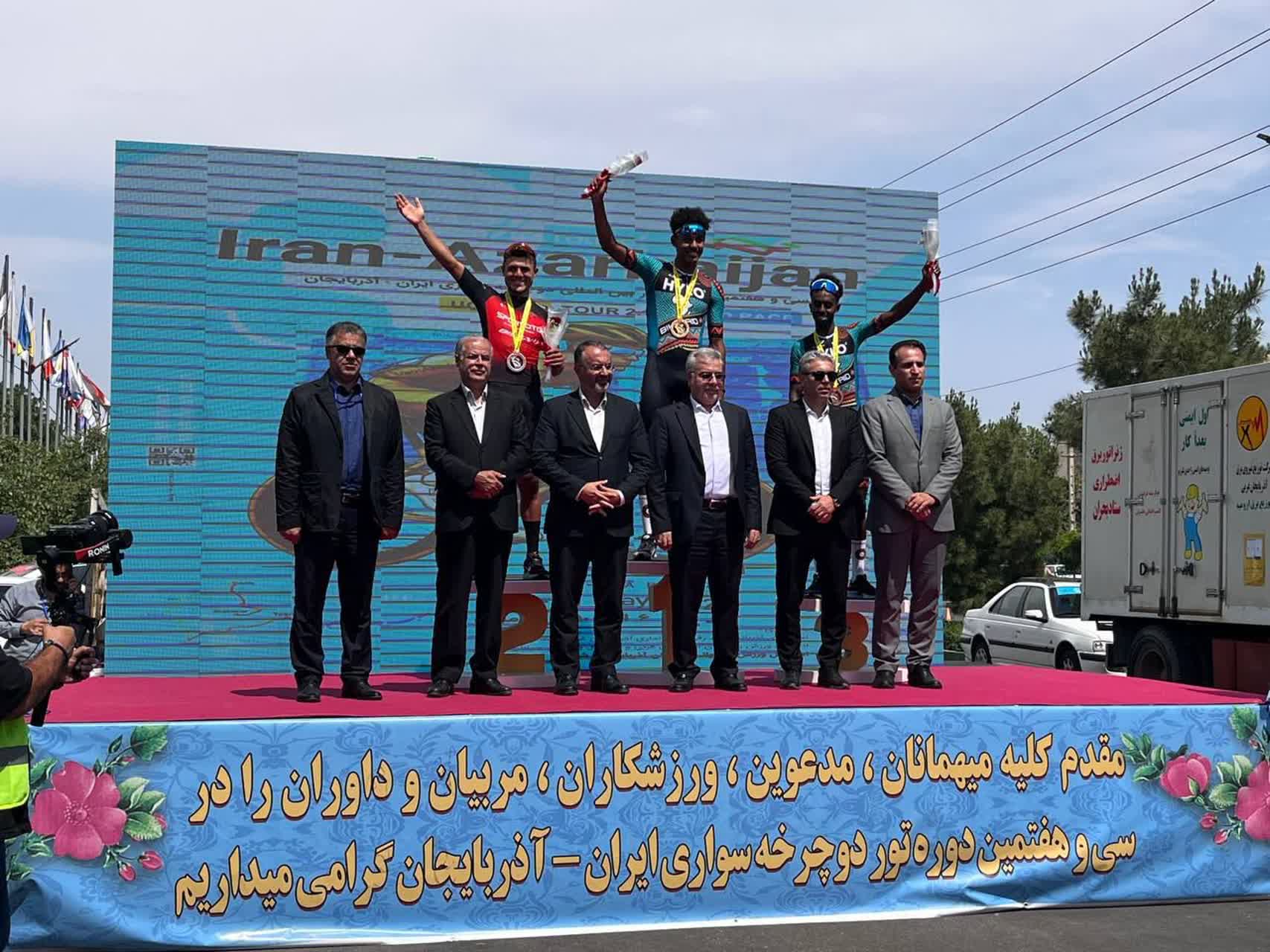 ارومیه میزبان نخستین مرحله از سیوهفتمین دوره تور بینالمللی دوچرخهسواری ایران - آذربایجان