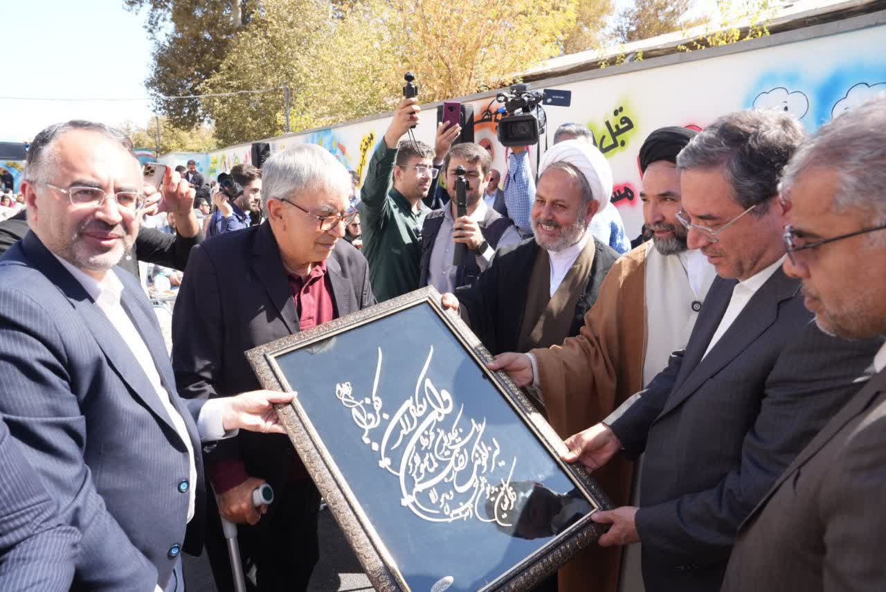 با حضور استاندار آذربایجانغربی انجام شد؛ بهرهبرداری از یک باب مدرسه 10 کلاسه استثنایی در شهر نوشین شهر بخش نازلو