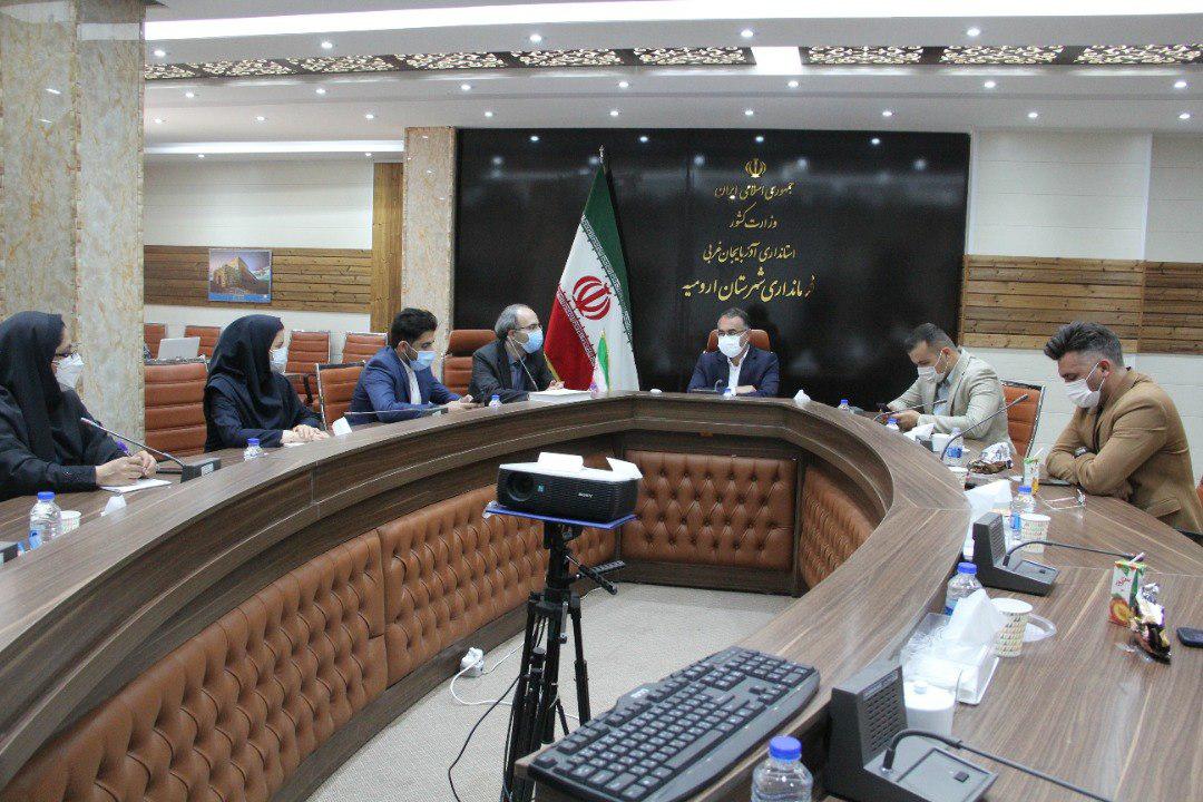 برگزاری نشست صمیمی فرماندار ارومیه با اصحاب رسانه و خبرنگاران شهرستان + تصاویر