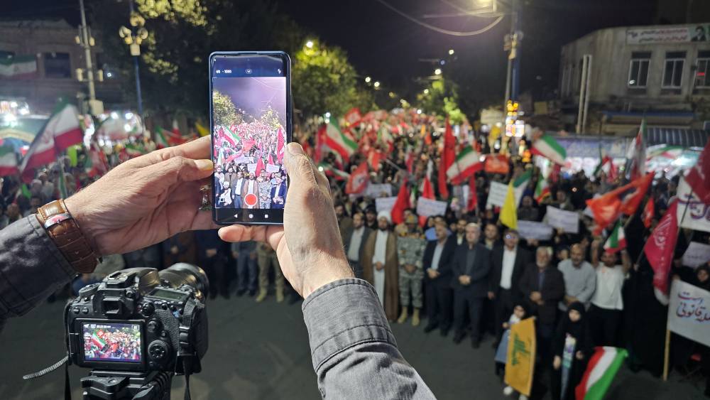 جلوهای از اتحاد و همبستگی ملی؛ تداوم اجتماع شبانه مردم ارومیه