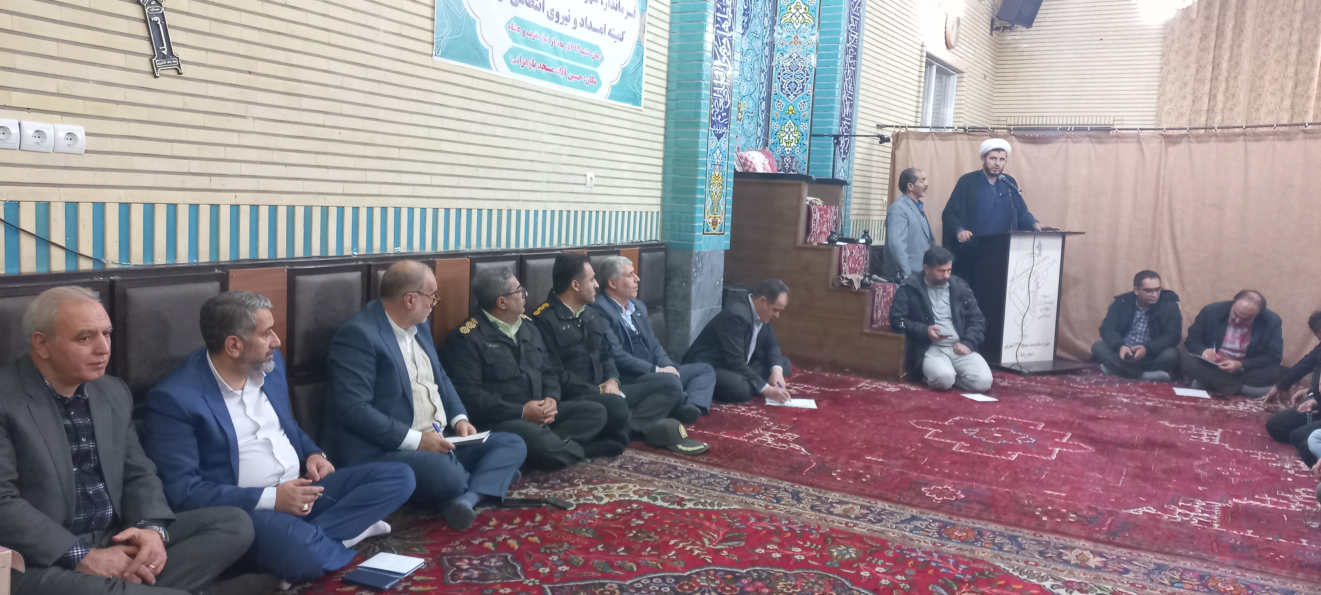 باحضور فرماندار ، مسائل و مشکلات منطقه 2 بررسی شد + عکس