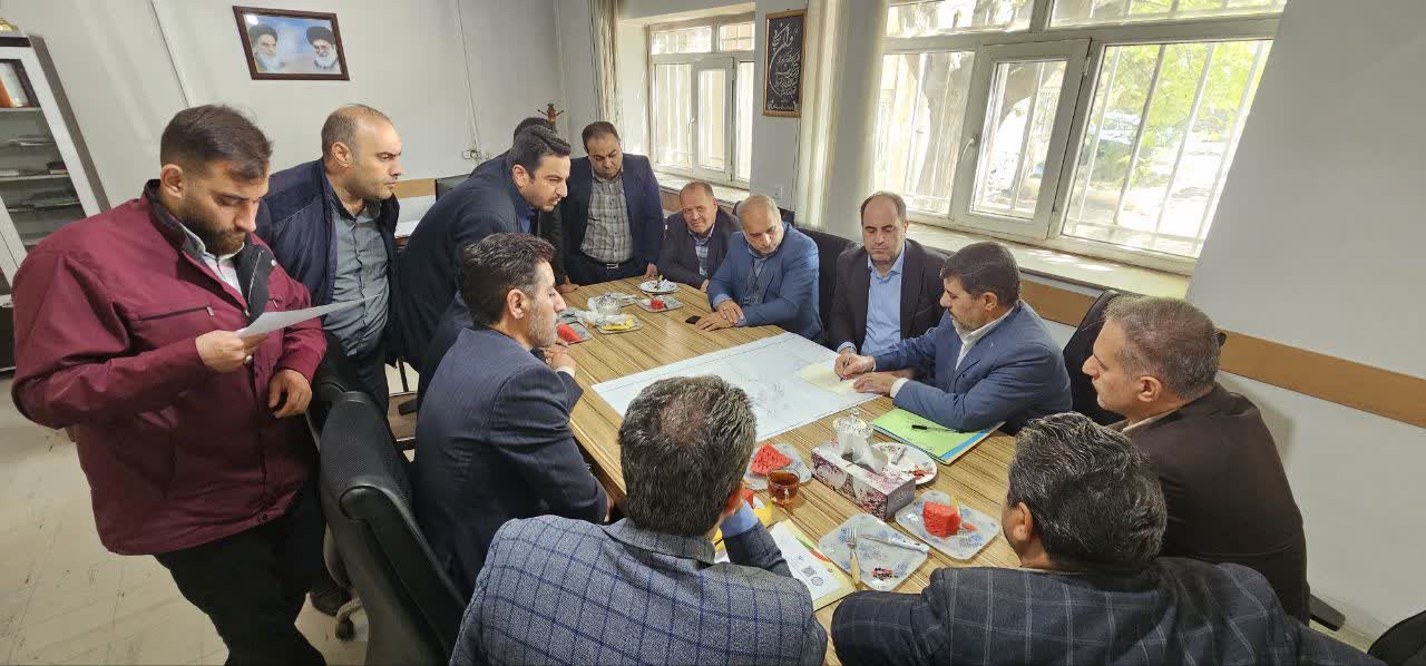 جلسه بررسی مسائل و مشکلات دفتر میهمانشهر زیوه به ریاست فرماندار شهرستان ارومیه برگزار شد