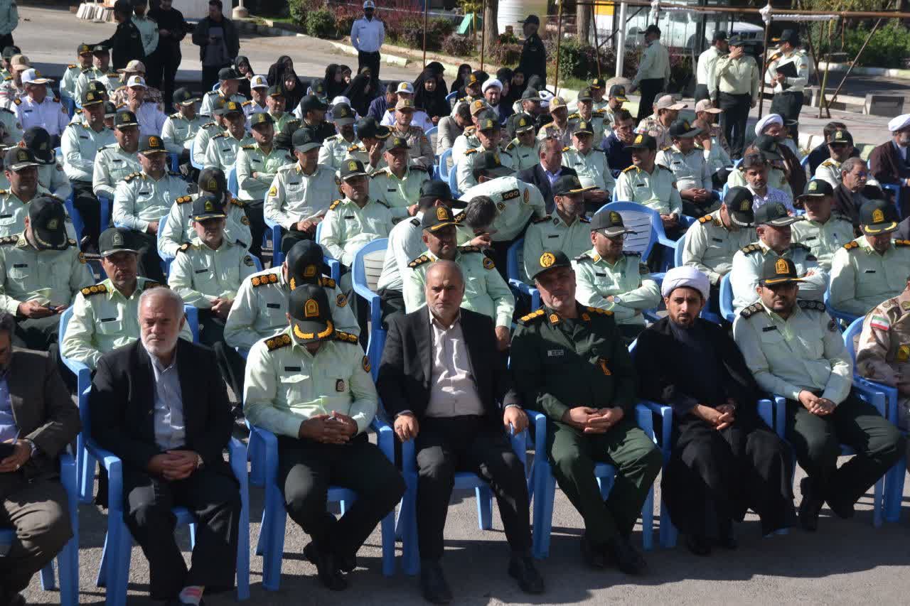 حضور فرماندار شهرستان ارومیه در مراسم عطرافشانی و گلباران مزار شهدا