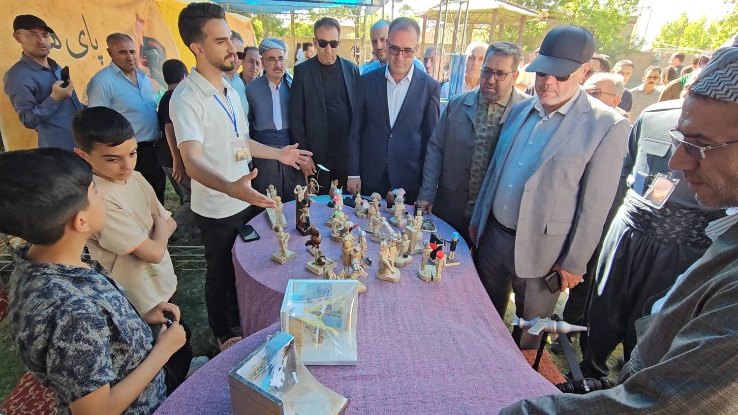 بازدید فرماندار ارومیه از جشنوارههای فرهنگی، هنری و ورزشی روستایی در صومای برادوست و بخش مرکزی