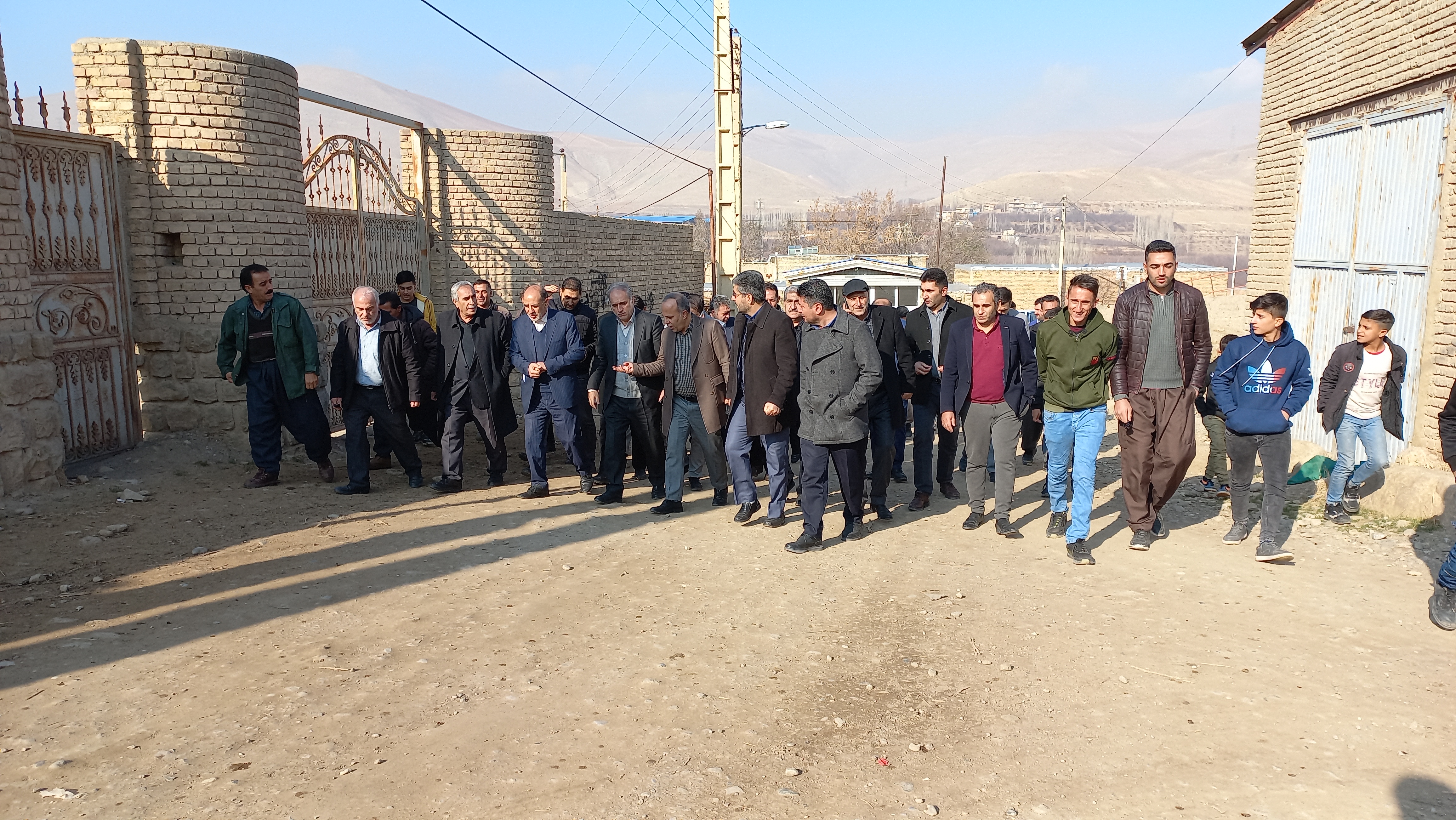 بازدید میدانی فرماندار شهرستان ارومیه از روستای ورمزیار