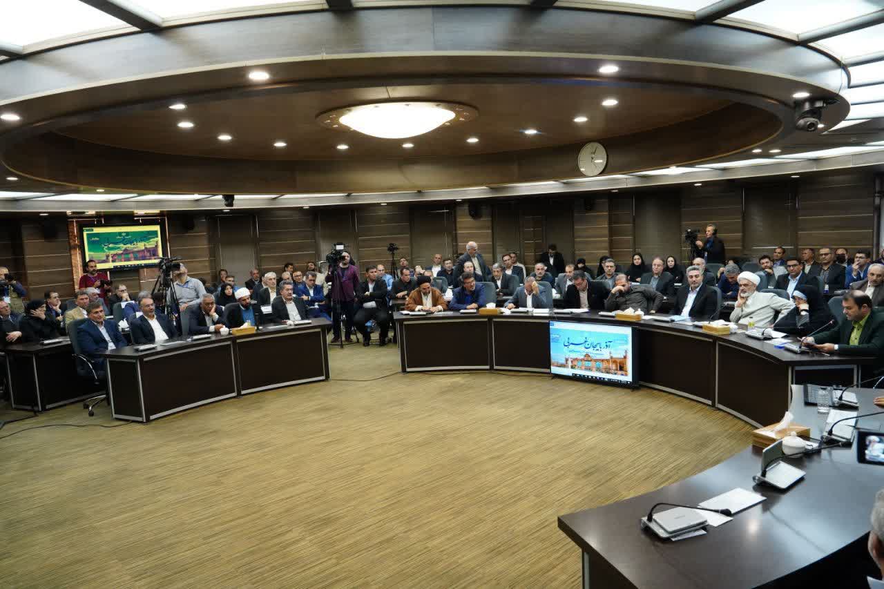 نشست رئیس‌جمهور با فعالان سیاسی آذربایجان‌غربی