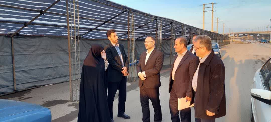 بازدید فرماندار ارومیه از روند آمادهسازی بازارچه محصولات کشاورزی از مزرعه تا سفره