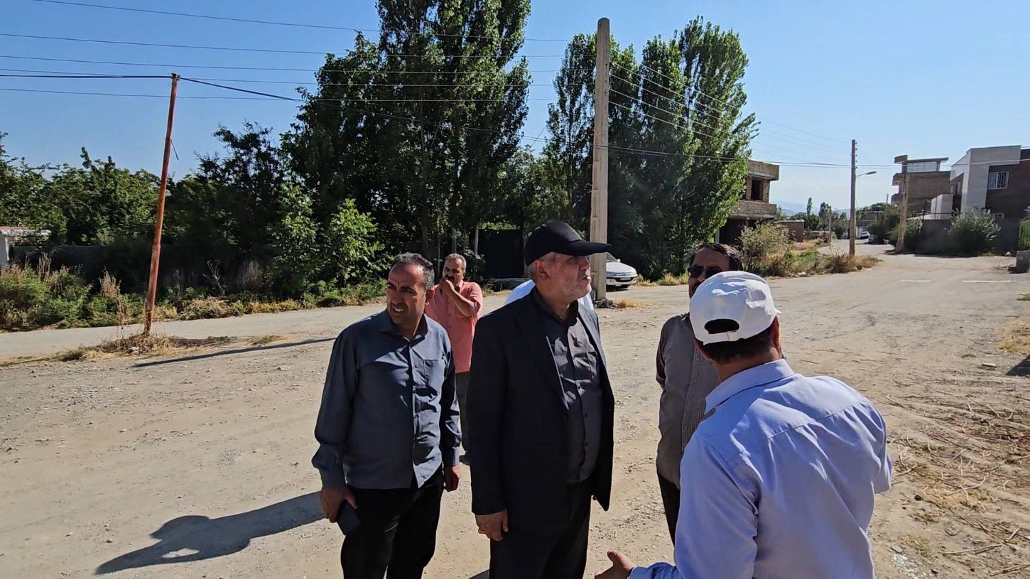 گزارش تصویری | بازدید فرماندار ارومیه از پروژه مدرسه خیرساز روستای نازلو