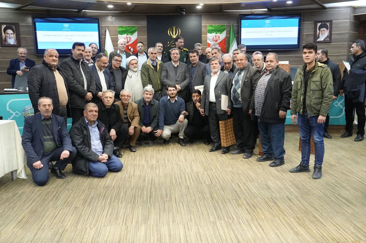 برگزاری نشست صمیمی استاندار آذربایجان‌غربی با رزمندگان غواص دفاع مقدس