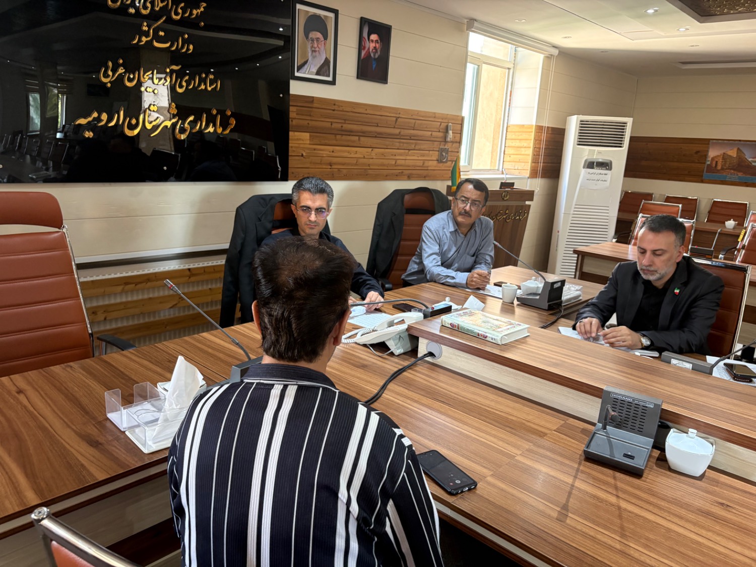 دیدار مردمی فرماندار ارومیه با شهروندان