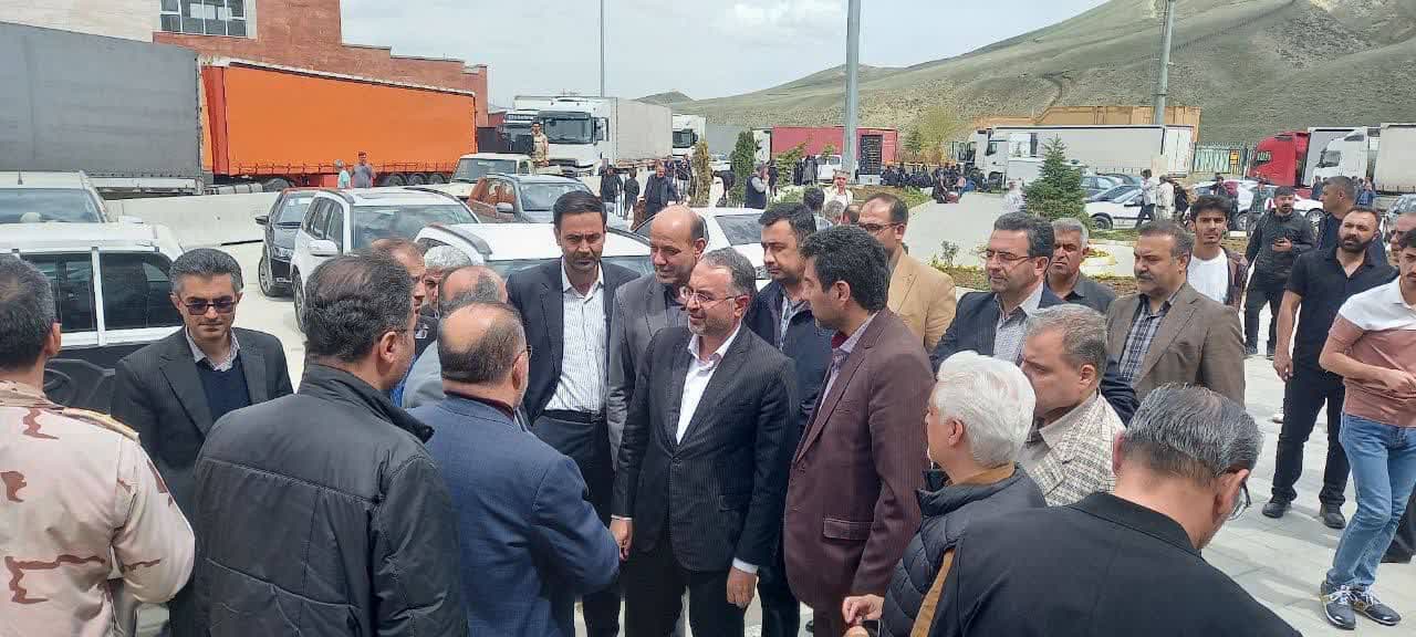 بررسی میدانی مشکلات پایانه مرزی سرو با حضور مدیرکل امور مرزی وزارت کشور