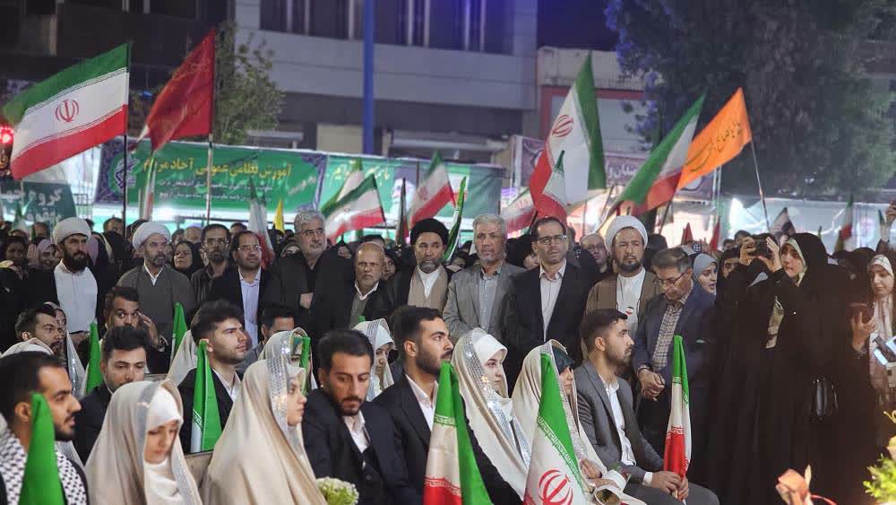 پیوند آسمانی در قلب پایداری؛ تداوم اجتماعات شبانه مردم ارومیه با چاشنی امید و زندگی
