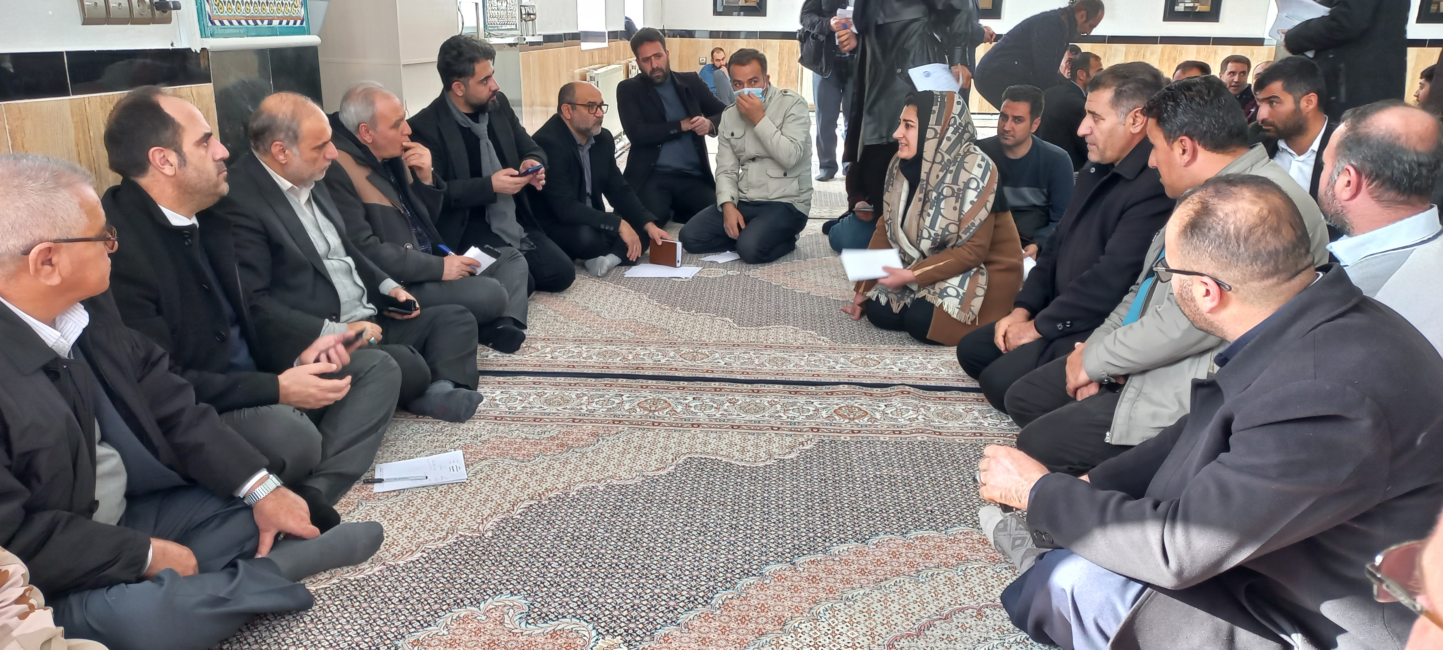 دیدار مردمی فرمانداری شهرستان ارومیه در بخش سیلوانا برگزار شد + عکس