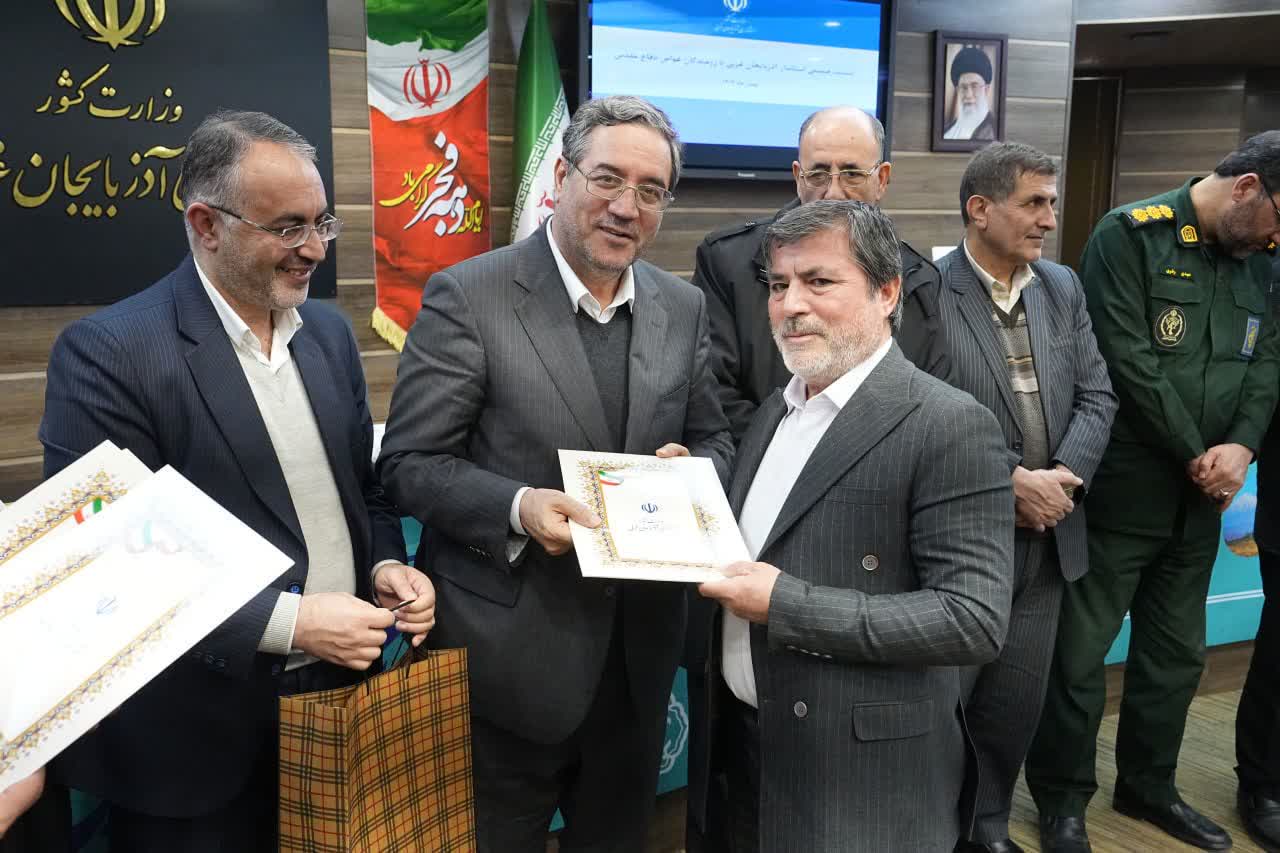 برگزاری نشست صمیمی استاندار آذربایجان‌غربی با رزمندگان غواص دفاع مقدس