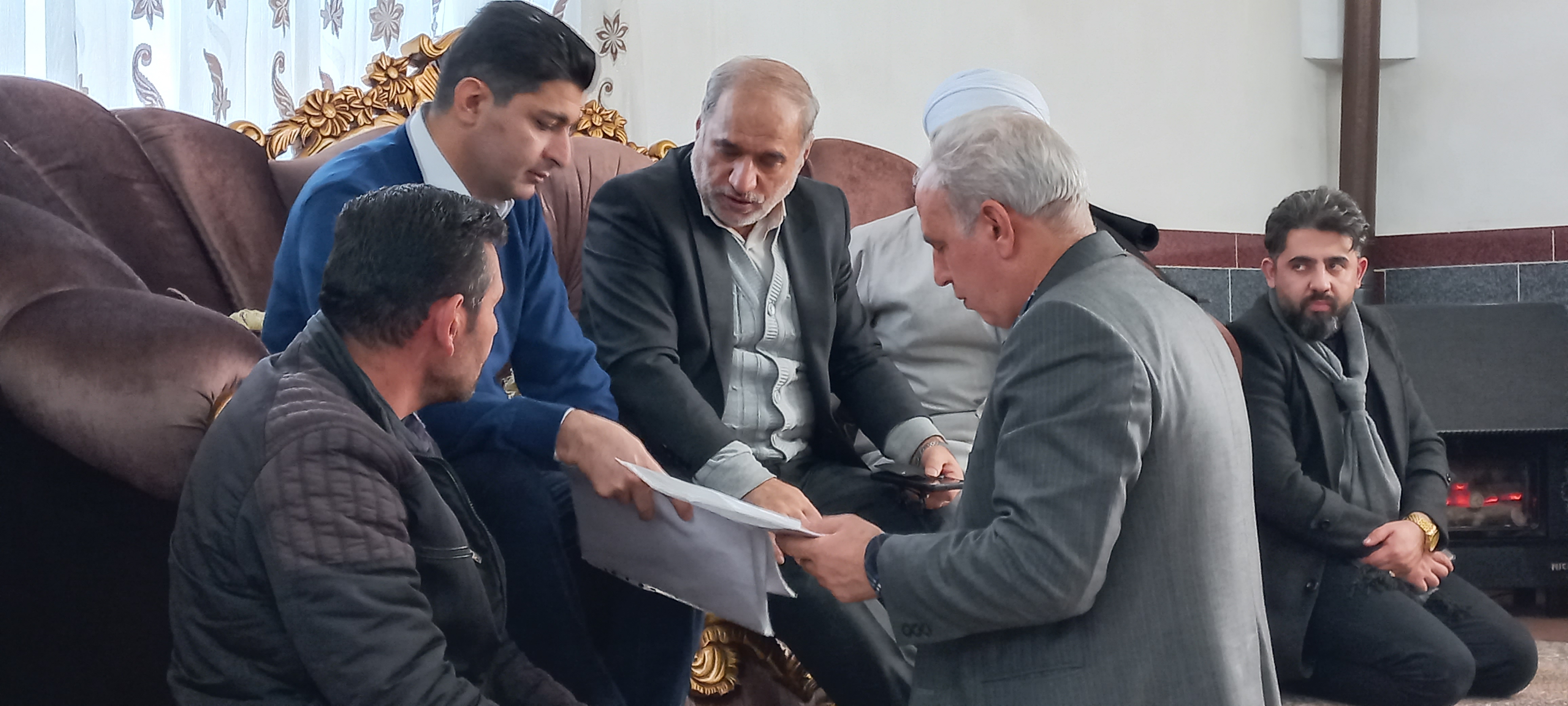 دیدار مردمی فرمانداری شهرستان ارومیه در بخش سیلوانا برگزار شد + عکس