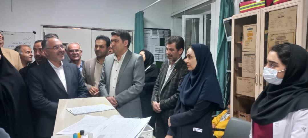 تبریک روز پرستار توسط سرپرست معاونت سیاسی و اجتماعی استاندار آذربایجان‌غربی و فرماندار ارومیه در بیمارستان شهید مطهری ارومیه