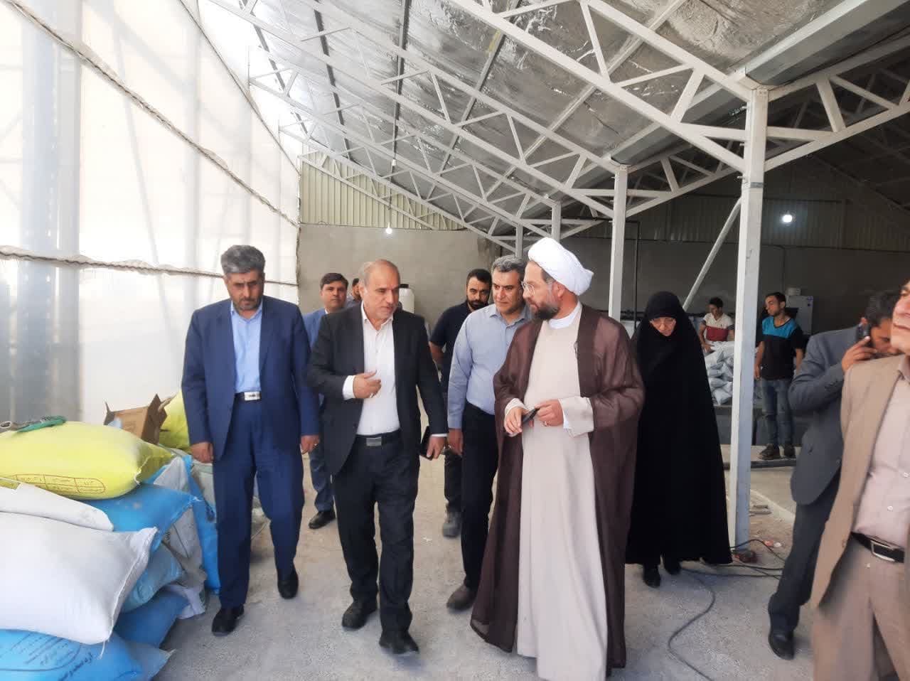 در گرامیداشت روز وقف