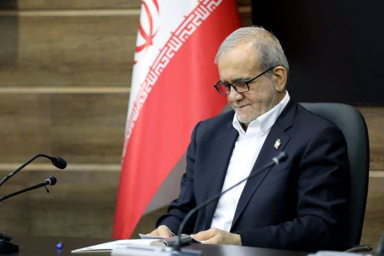 نشست با فرهیختگان و فعالان سیاسی، اجتماعی و فرهنگی استان