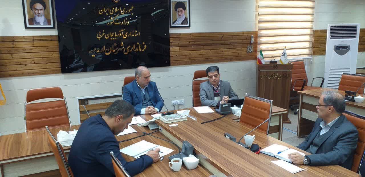 برگزاری کارگروه ساماندهی اصناف و مشاغل مزاحم شهری شهرستان