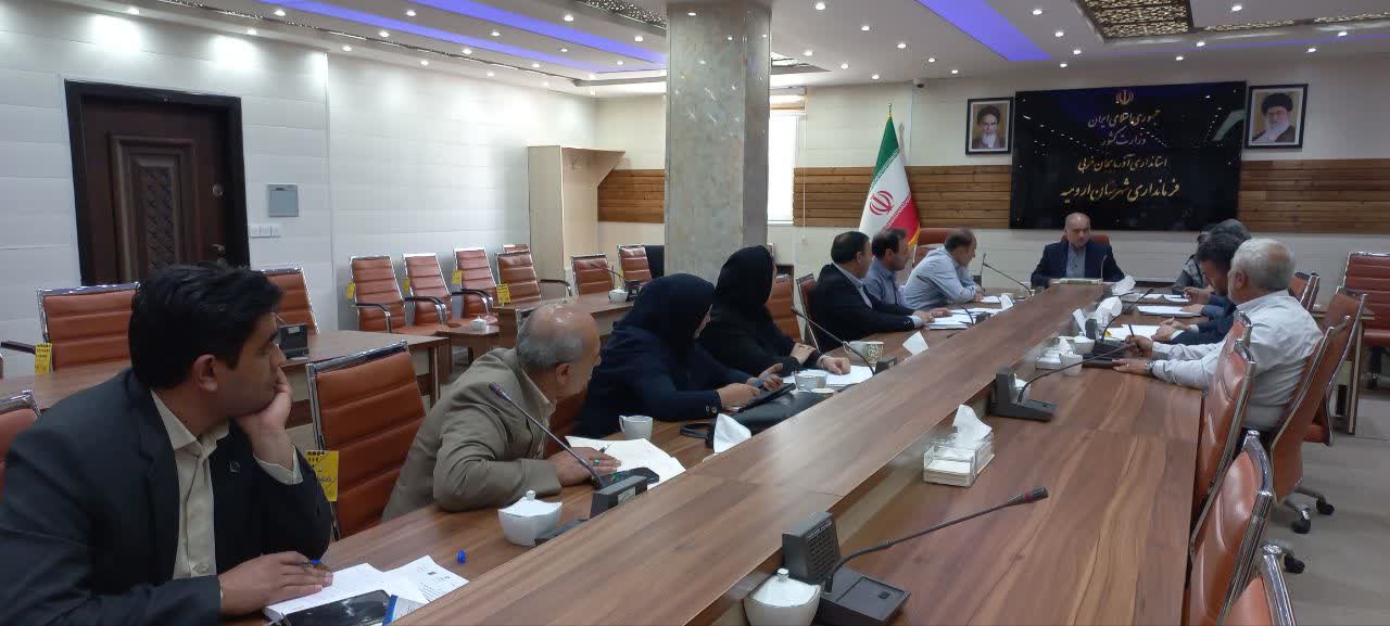 جلسه کارگروه ماده 16 ، قانون بهبود مستمر کسب وکار شهرستان ارومیه برگزار شد