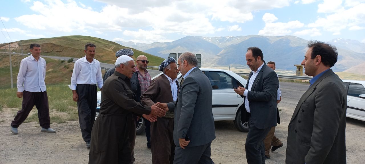 با حضور فرماندار شهرستان ارومیه مشکلات روستای پشت قلعه بررسی و رسیدگی شد
