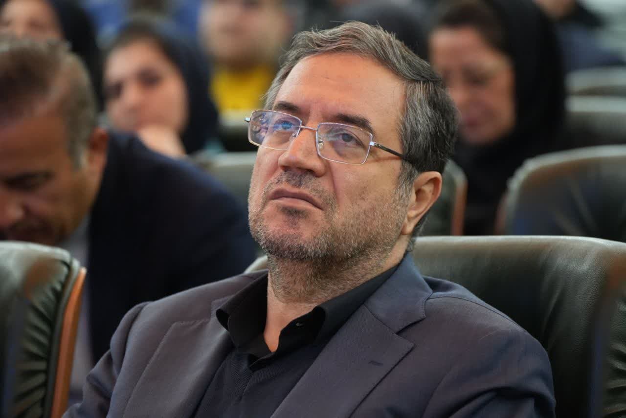 استاندار آذربایجان غربی: خبرنگاران فرهیختگان جامعه هستند / امنیت پایدار آذربایجان غربی باید منجر به توسعه شود / فضای استان باید فضای وفاق و مهربانی باشد / هیچ چیزی را فدای عدالت نمی کنم