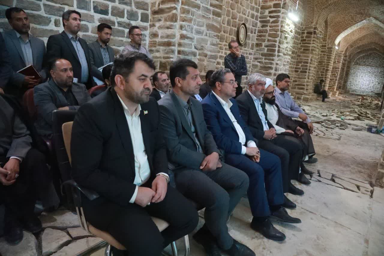 بازدید استاندار آذربایجانغربی از روند مرمت و احیای مسجد جامع ارومیه