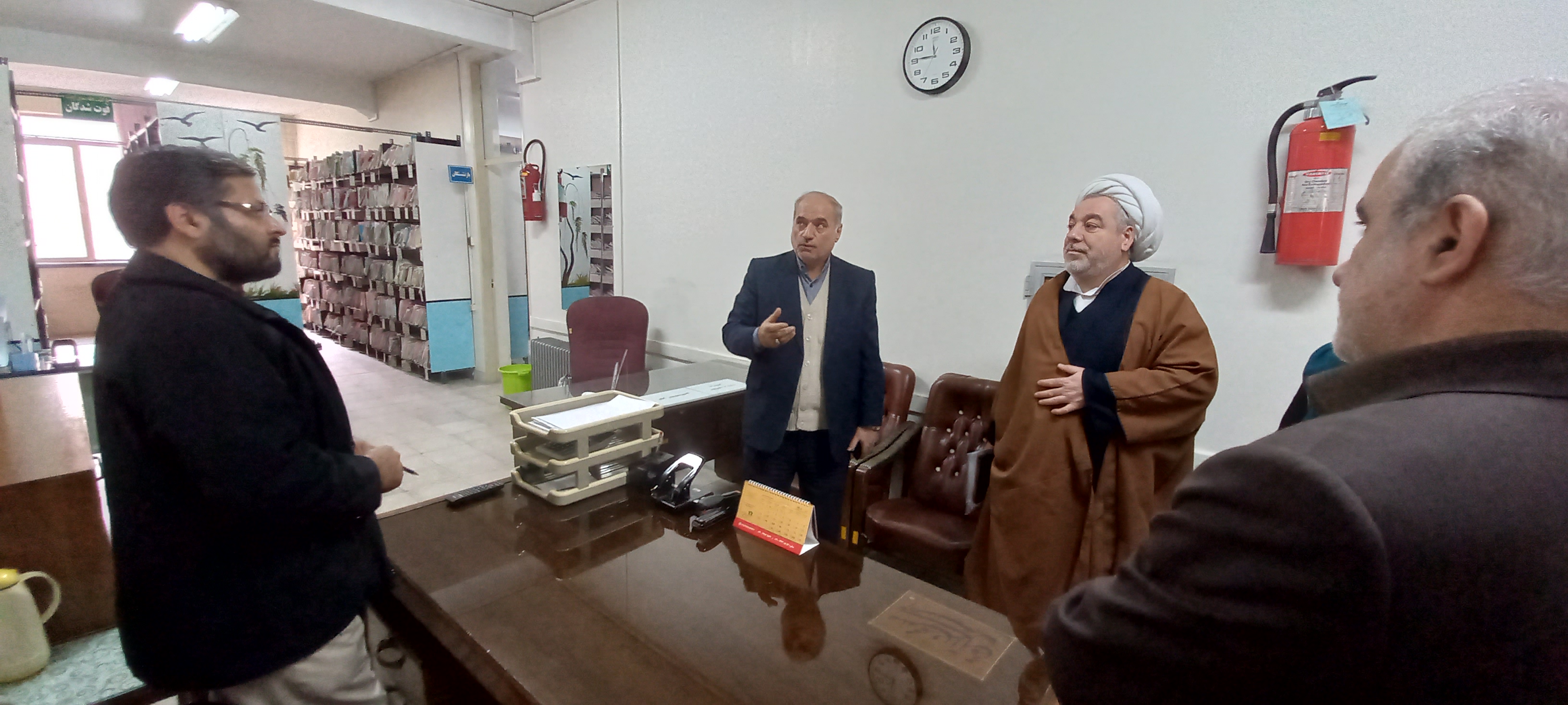 بازدید فرماندار شهرستان ارومیه از اداره آموزش و پرورش ناحیه 2 ارومیه