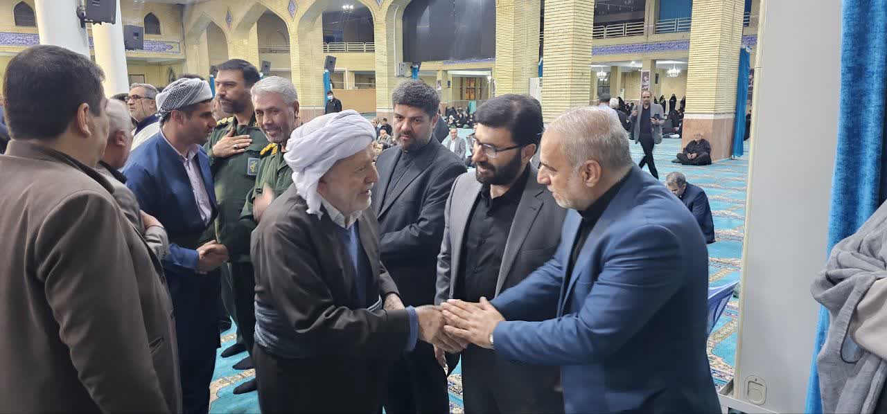 آلبوم تصویری / اجتماع امام رضایی های ارومیه در سوگ شهدای حادثه بالگرد