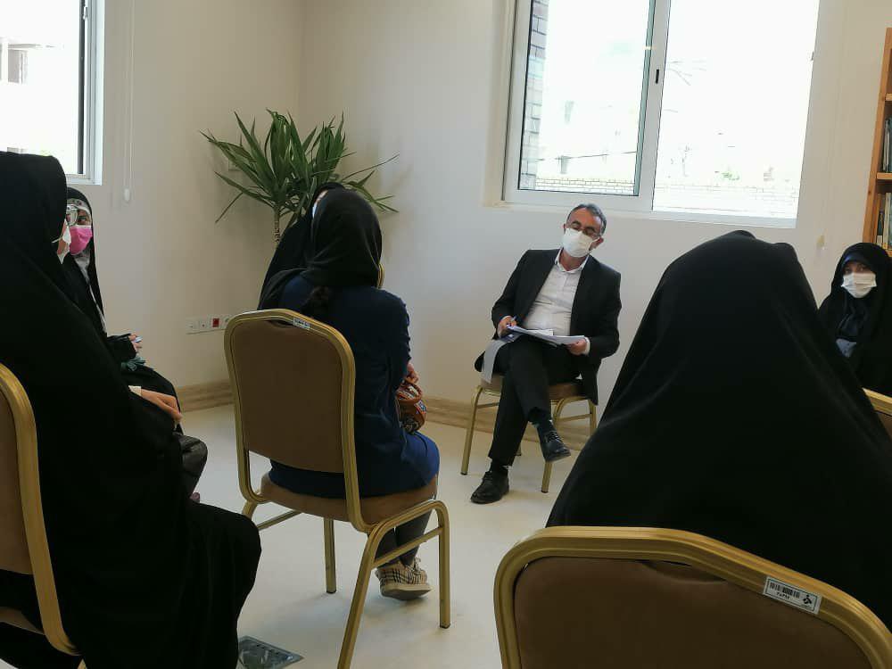 نشست فرماندار ارومیه با جمعی از بانوان فرهیخته شهرستان + تصاویر