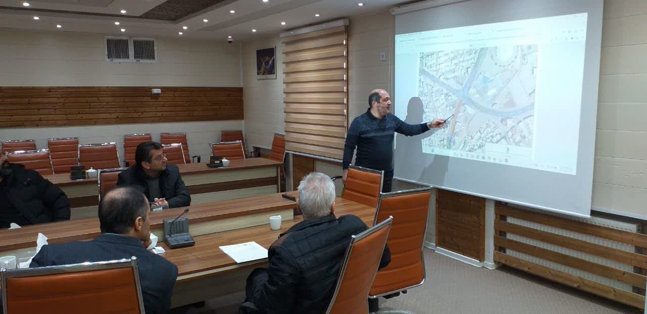 برگزاری جلسه شورای ترافیک شهرستان