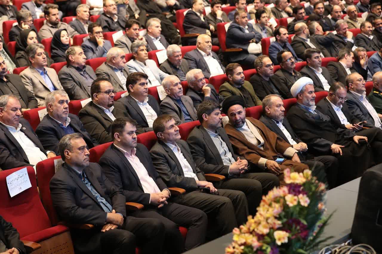 آیدین رحمانی رضاییه رسما بهعنوان شهردار جدید ارومیه معرفی شد