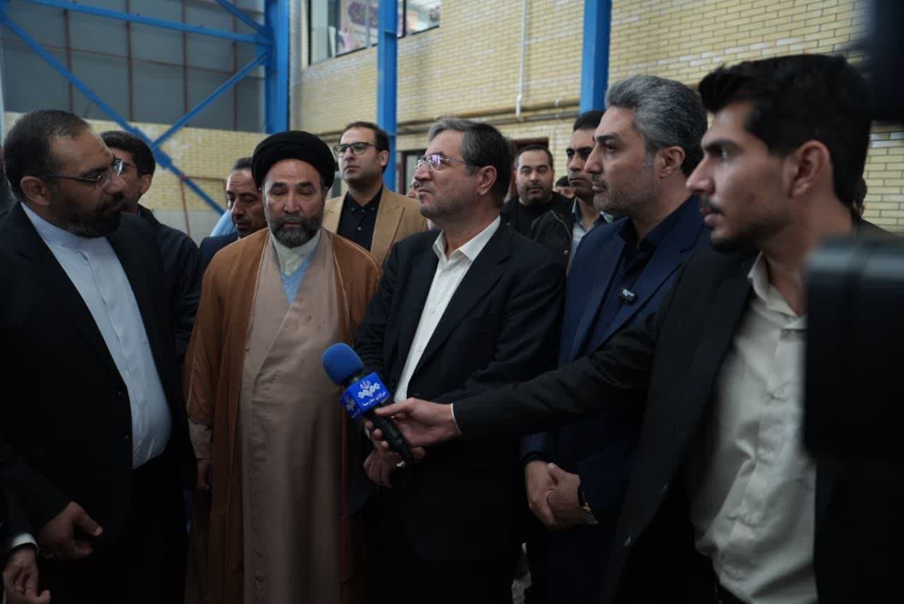 بازدید استاندار آذربایجانغربی از شرکت رعد الکتریک در شهرک فاز سه ارومیه