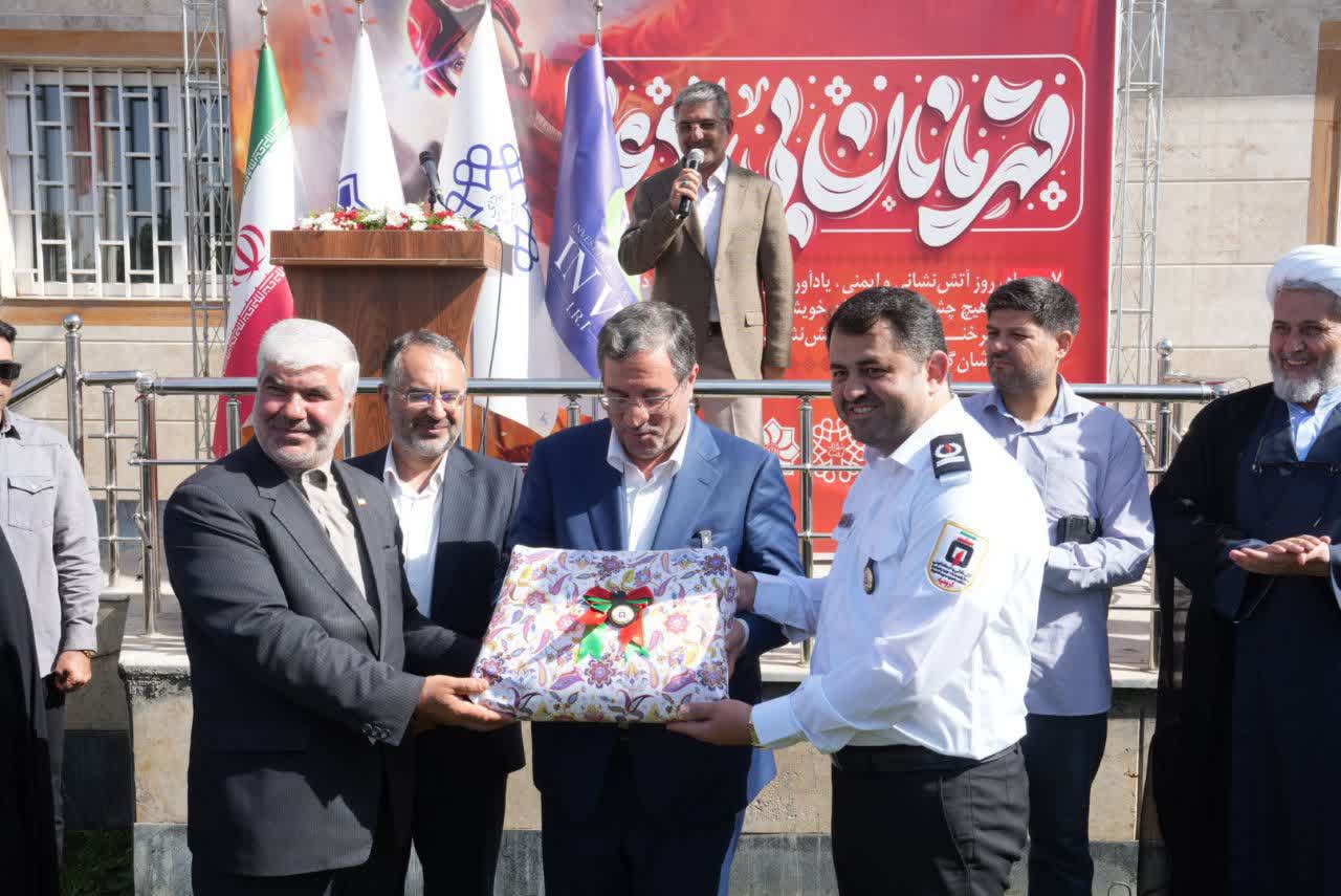 با حضور استاندار آذربایجانغربی انجام شد؛ برگزاری آیین کلنگزنی ایستگاه آتشنشانی البرز در ارومیه